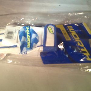 Worth Batting Gloves